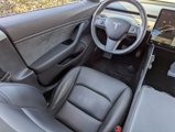 Used 2019 Tesla Model 3 Standard Range Plus image 3