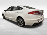 Used 2019 Ford Fusion SE image 3