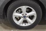 Used 2020 Ford Edge SE image 4