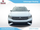 Certified 2022 Volkswagen Tiguan SE image 2