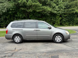 Used 2010 Kia Sedona LX image 2