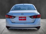 Used 2023 Nissan Altima 2.5 SV image 4