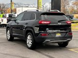 Used 2017 Jeep Cherokee Limited image 5