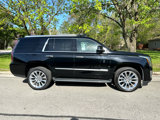 Used 2018 Cadillac Escalade Luxury image 6
