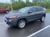 Used 2017 Jeep Cherokee Latitude w/ Cold Weather Group image 2