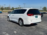 Used 2020 Chrysler Pacifica Touring w/ Advanced Safetytec Group image 3