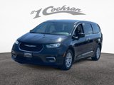 Used 2023 Chrysler Pacifica Touring-L image 3