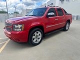 Used 2012 Chevrolet Avalanche LTZ image 3