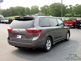 Used 2020 Toyota Sienna LE image 5