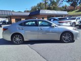 Used 2018 Lexus ES 350 Ultra Luxury image 2