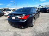 Used 2013 Hyundai Sonata SE w/ Navigation & Sunroof Pkg image 3