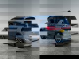 Used 2023 Chrysler Pacifica Touring-L image 3