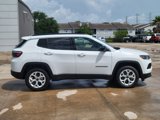 New 2025 Jeep Compass Latitude image 3