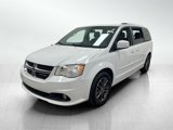 Used 2017 Dodge Grand Caravan SXT image 2