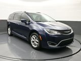 Used 2017 Chrysler Pacifica Touring-L Plus w/ Tire & Wheel Group image 3