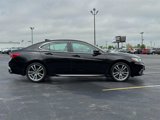 Used 2019 Acura TLX V6 w/ Technology Package image 2