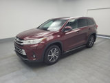 Used 2017 Toyota Highlander XLE image 2