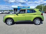 Used 2020 Hyundai Venue SE image 3