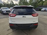 Used 2017 Jeep Cherokee Latitude w/ Cold Weather Group image 6