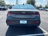 Used 2024 Hyundai Elantra SEL image 5