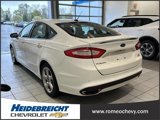 Used 2016 Ford Fusion SE image 4