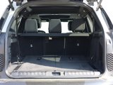 Used 2023 Land Rover Discovery S R-Dynamic image 5