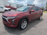 Used 2024 Chevrolet Trax LS w/ LS Convenience Package image 4