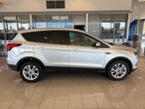 Used 2019 Ford Escape SE image 2