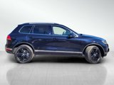 Used 2017 Volkswagen Touareg Wolfsburg Edition image 5