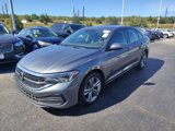 Used 2024 Volkswagen Jetta SE image 2
