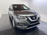 Used 2019 Nissan Rogue SV image 3