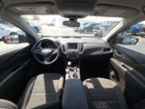 Used 2023 Chevrolet Equinox LT image 2
