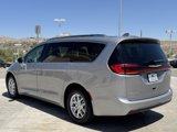 Used 2021 Chrysler Pacifica Touring-L image 5