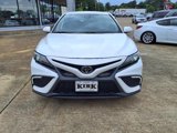 Used 2023 Toyota Camry SE image 2