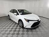 Used 2023 Toyota Corolla LE image 2