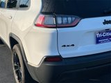 Used 2023 Jeep Cherokee Altitude Lux image 5