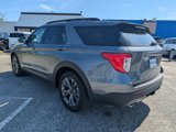 Used 2022 Ford Explorer XLT w/ Equipment Group 202A image 6
