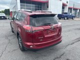 Used 2018 Toyota RAV4 LE image 5