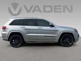 Used 2017 Jeep Grand Cherokee Altitude image 4