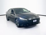 Used 2023 Hyundai Elantra SEL w/ Convenience Package image 3
