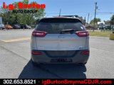Certified 2015 Jeep Cherokee Latitude w/ Comfort/Convenience Group image 4