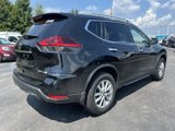 Used 2020 Nissan Rogue SV image 3