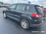 Used 2011 Volkswagen Tiguan S image 3