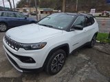Certified 2022 Jeep Compass Limited w/ Sun and Sound Group image 3