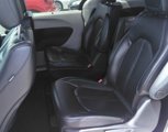 Used 2021 Chrysler Pacifica Touring-L image 5