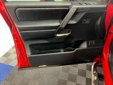Used 2011 Nissan Titan SL image 5