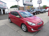 Used 2013 Hyundai Accent SE image 2