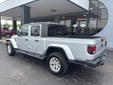 Used 2023 Jeep Gladiator Sport image 5