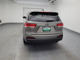 Used 2016 Kia Sorento LX w/ LX Convenience Package image 6