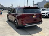 Used 2023 Kia Carnival EX image 4